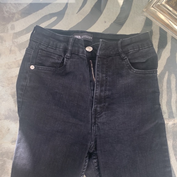 ZARA HIGH WAISTED sunny jeans - Picture 2 of 5